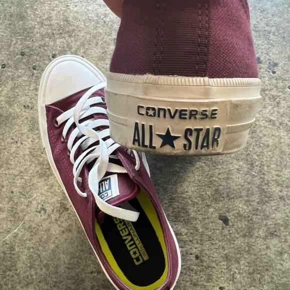 Converse with Lunarlon Women’s Maroon Size 8 - Picture 6 of 9